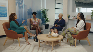 Joy Taylor feet photo thumbnail