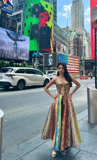 Anushka Sen feet photo thumbnail