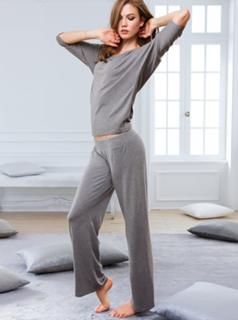 Karlie Kloss feet photo thumbnail