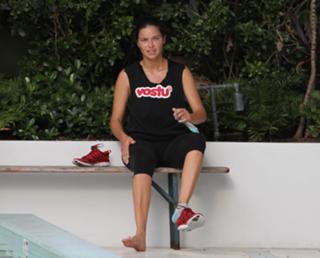 Adriana Lima feet photo thumbnail