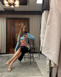 Xenia Tchoumitcheva feet photo thumbnail