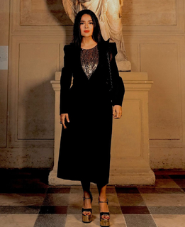 Salma Hayek feet photo thumbnail