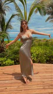 Amanda Cerny feet photo thumbnail