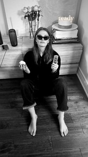 Stefanie Scott feet photo 1