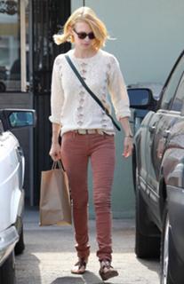 January Jones feet photo thumbnail