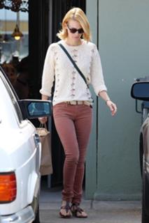 January Jones feet photo thumbnail