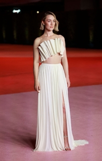 Saoirse Ronan feet photo thumbnail