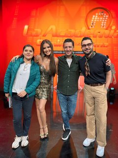 Vanessa Claudio feet photo thumbnail