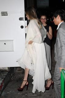 Angelina Jolie feet photo thumbnail