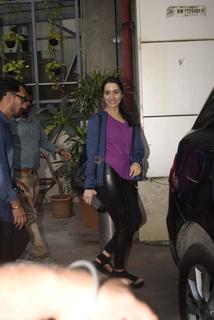 Shraddha Kapoor feet photo thumbnail