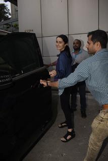 Shraddha Kapoor feet photo thumbnail