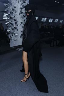 Camila Cabello feet photo thumbnail