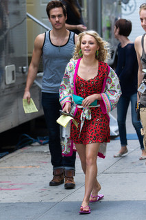 AnnaSophia Robb feet photo thumbnail