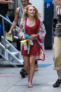AnnaSophia Robb feet photo thumbnail