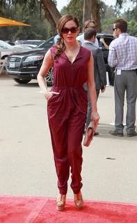 Rose McGowan feet photo thumbnail