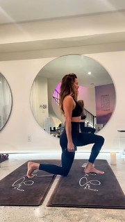 Brooke Burke feet photo thumbnail