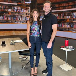 Danica Patrick feet photo thumbnail