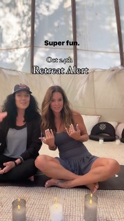 Brooke Burke feet photo thumbnail