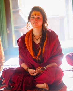 Tamannaah Bhatia feet photo thumbnail