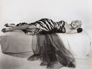 Marilyn Monroe feet photo thumbnail
