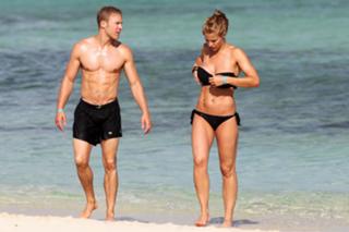 Gemma Atkinson feet photo thumbnail