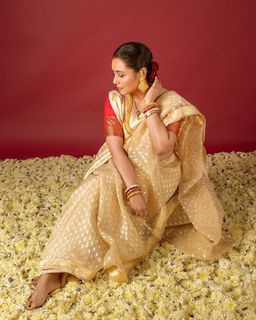 Rani Mukerji feet photo 5