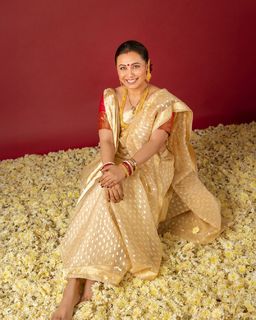 Rani Mukerji feet photo 4