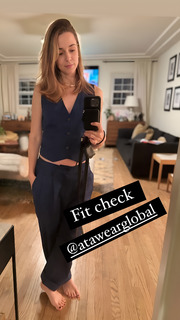 Alona Tal feet photo 1