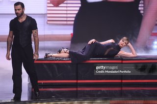 Federica Pellegrini feet photo thumbnail