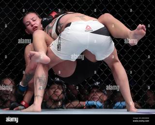 Miesha Tate feet photo thumbnail