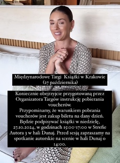 Klaudia Halejcio feet photo thumbnail
