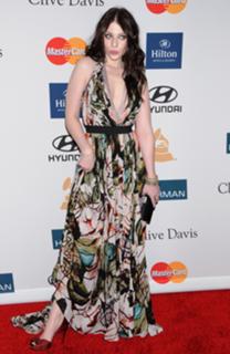 Michelle Trachtenberg feet photo thumbnail