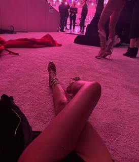 Irina Shayk feet photo thumbnail