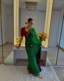 Hansika Motwani feet photo thumbnail