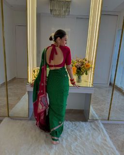 Hansika Motwani feet photo thumbnail