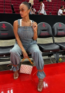 Draya Michele feet photo thumbnail