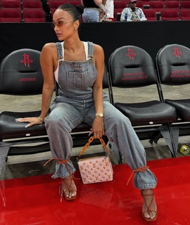 Draya Michele feet photo thumbnail