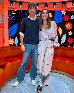 Caterina Balivo feet photo thumbnail