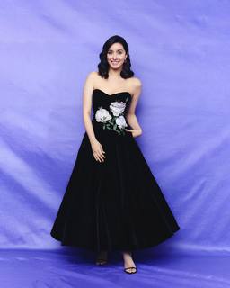 Shraddha Kapoor feet photo thumbnail