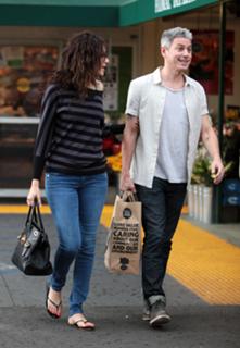 Emmy Rossum feet photo thumbnail