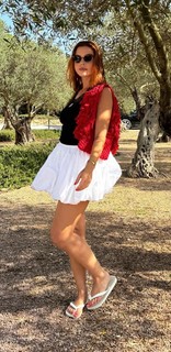 Giovanna Lancellotti feet photo thumbnail