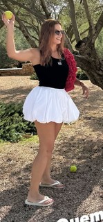 Giovanna Lancellotti feet photo thumbnail