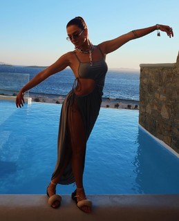 Giovanna Lancellotti feet photo thumbnail