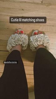 Emily Kinney feet photo 5