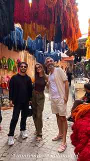 Alessandra Ambrosio feet photo thumbnail