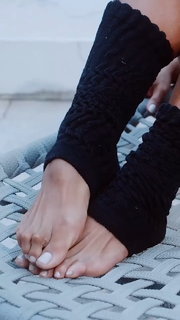 Gracyanne Barbosa feet photo thumbnail