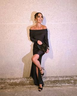 Paula Echevarría feet photo thumbnail