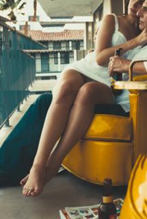 Lana Del Rey feet photo thumbnail