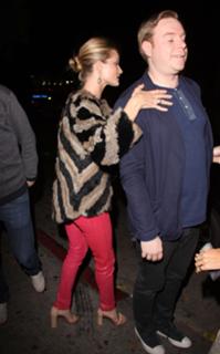 Rosie Huntington-Whiteley feet photo thumbnail