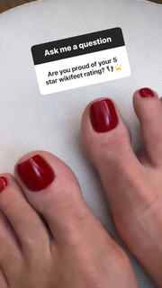 Heidi Klum feet photo thumbnail